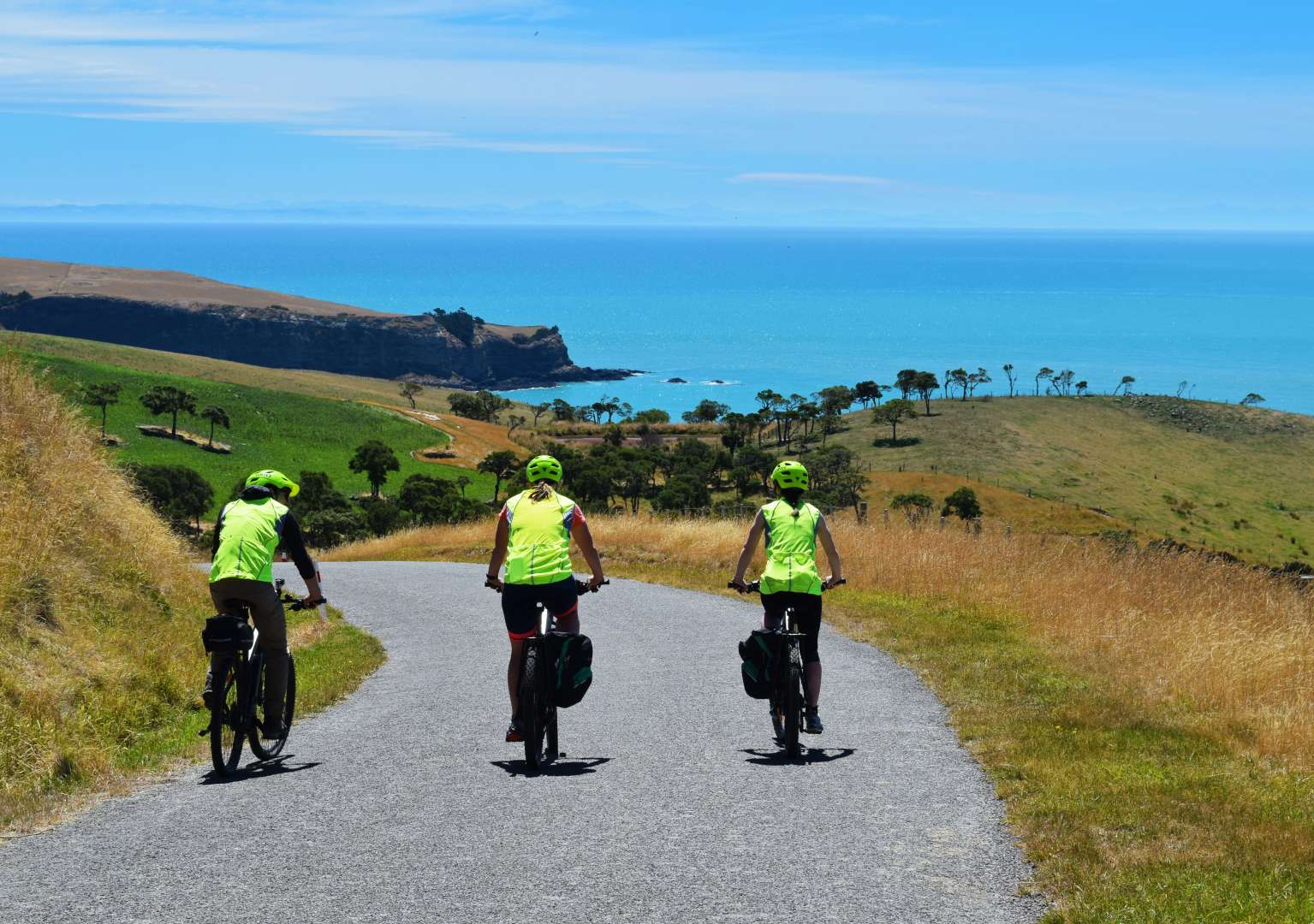 Cycling with Uninterrupted views of the Akaroa harbour